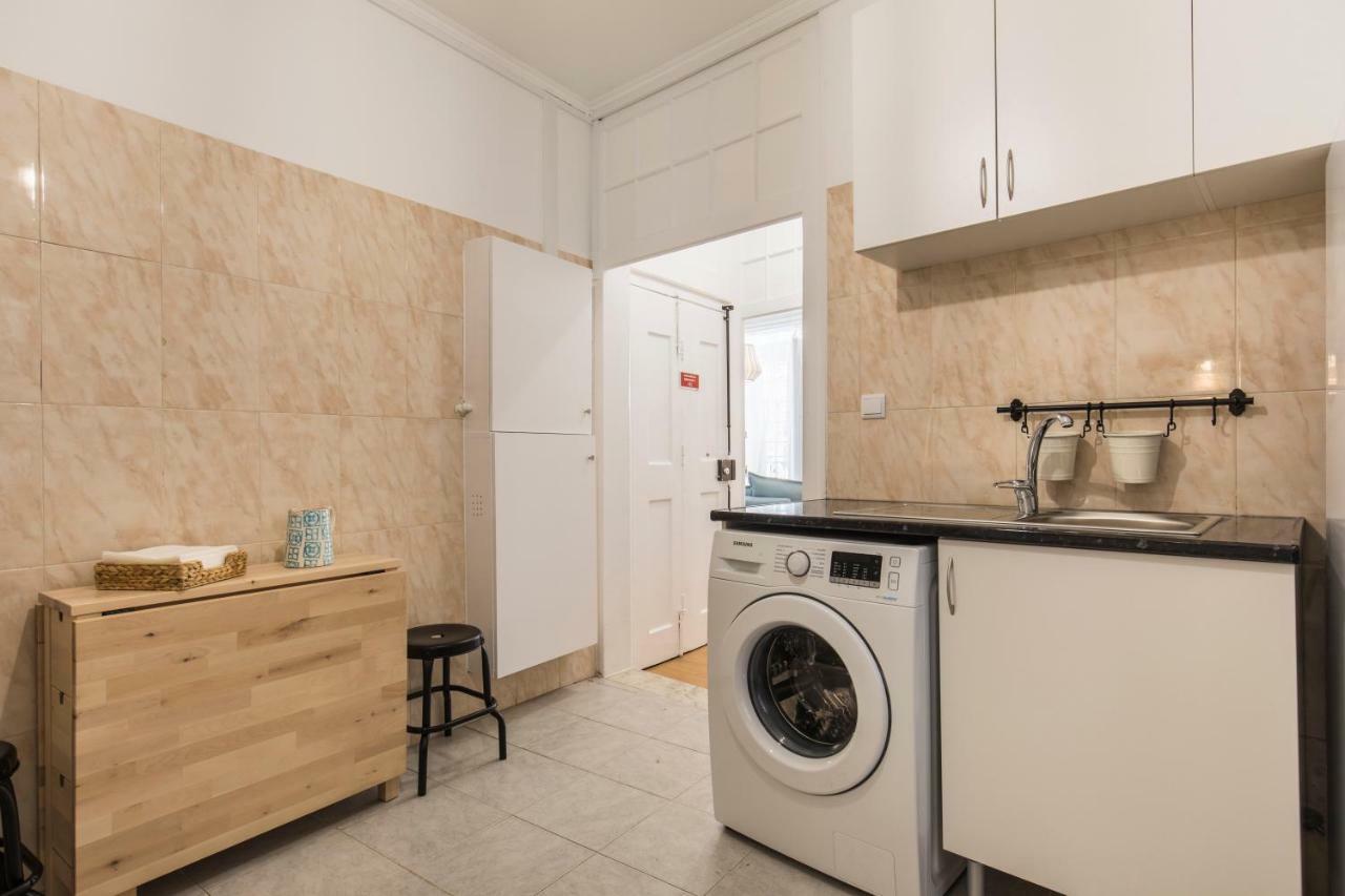 Blue Tiles In City Center Apartment Lisbon Exterior photo